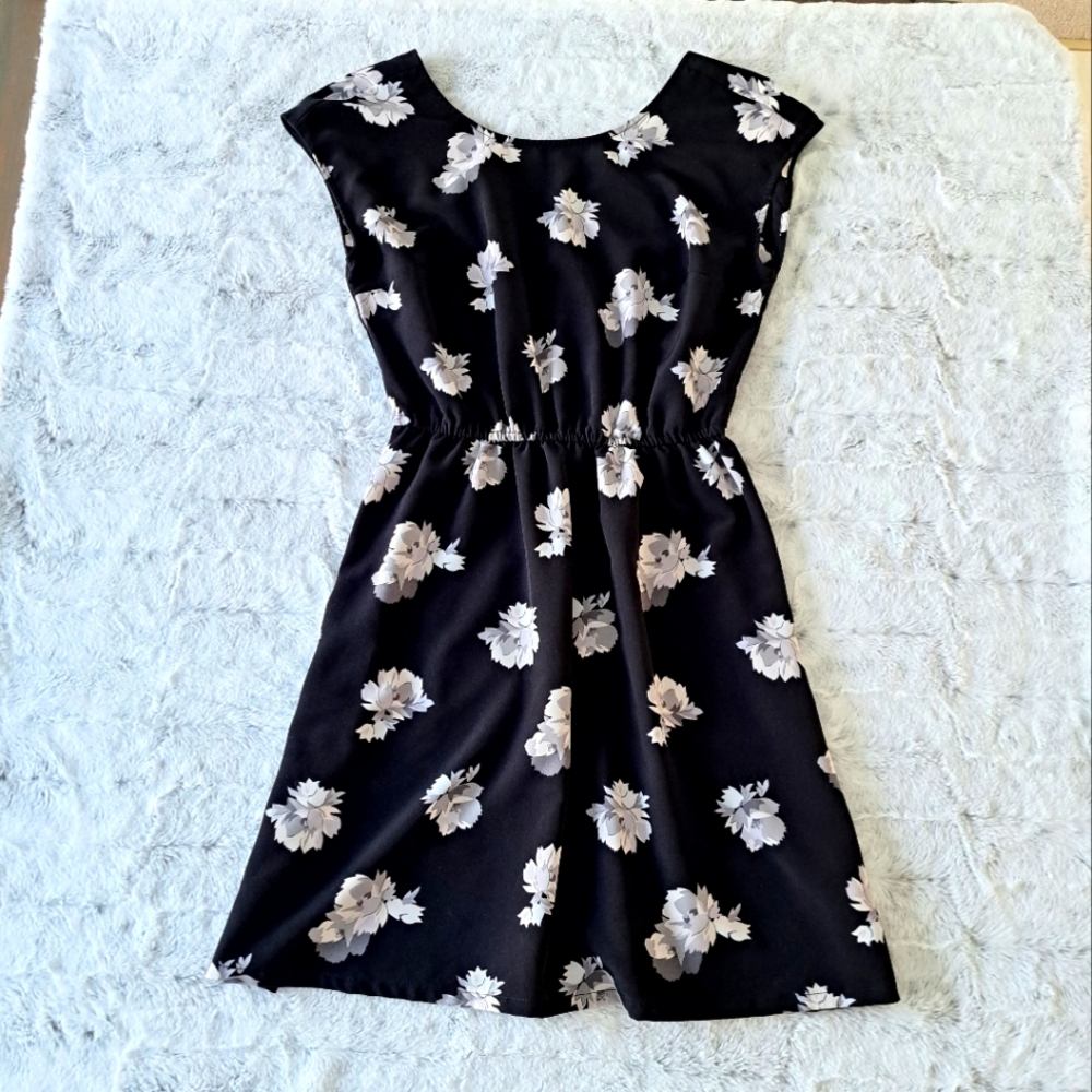 Old Navy floral black sleeveless dress.  Size S.